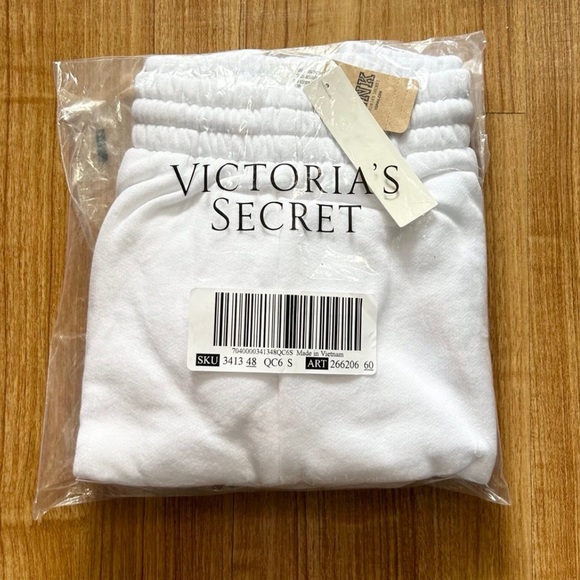 NWT PINK High Waist CAMPUS Sweat Shorts SMALL - Picture 6 of 7